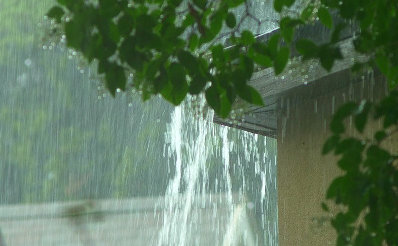 faulty-storm-gutters | Anderson Roofing & Home Improvement LLC Faulty storm gutters